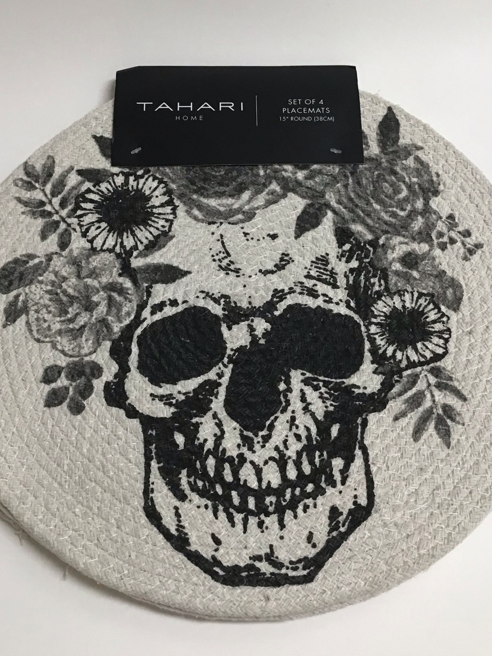 Tahari Home Skull Placemat SET OF 4 Day of Dead Halloween Sugar Skull Woven NEW - Picture 7 of 11
